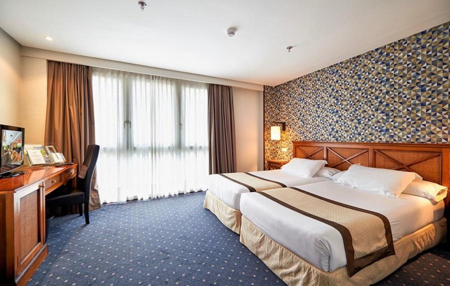 Ilunion Hotel 4*