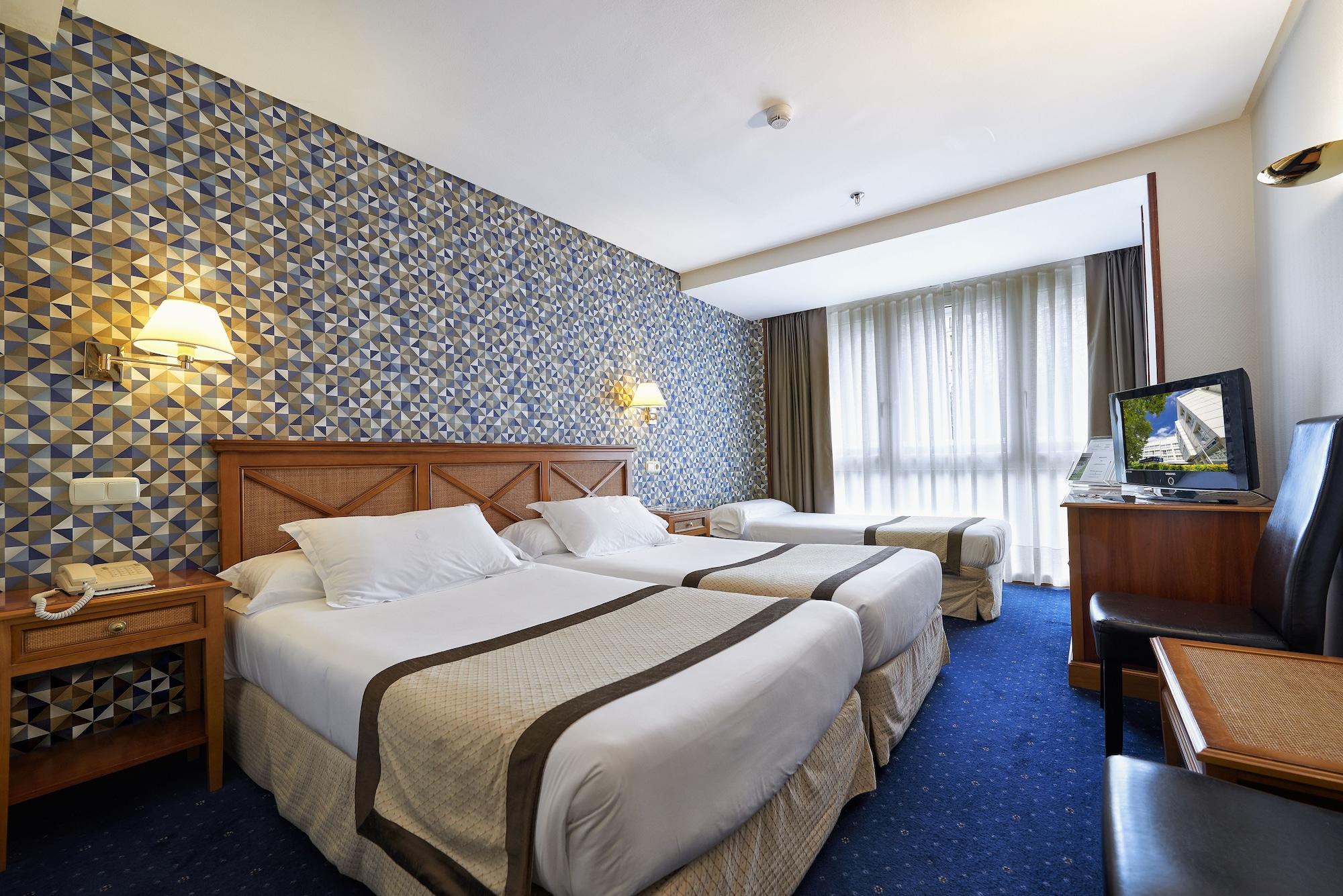 Ilunion Hotel